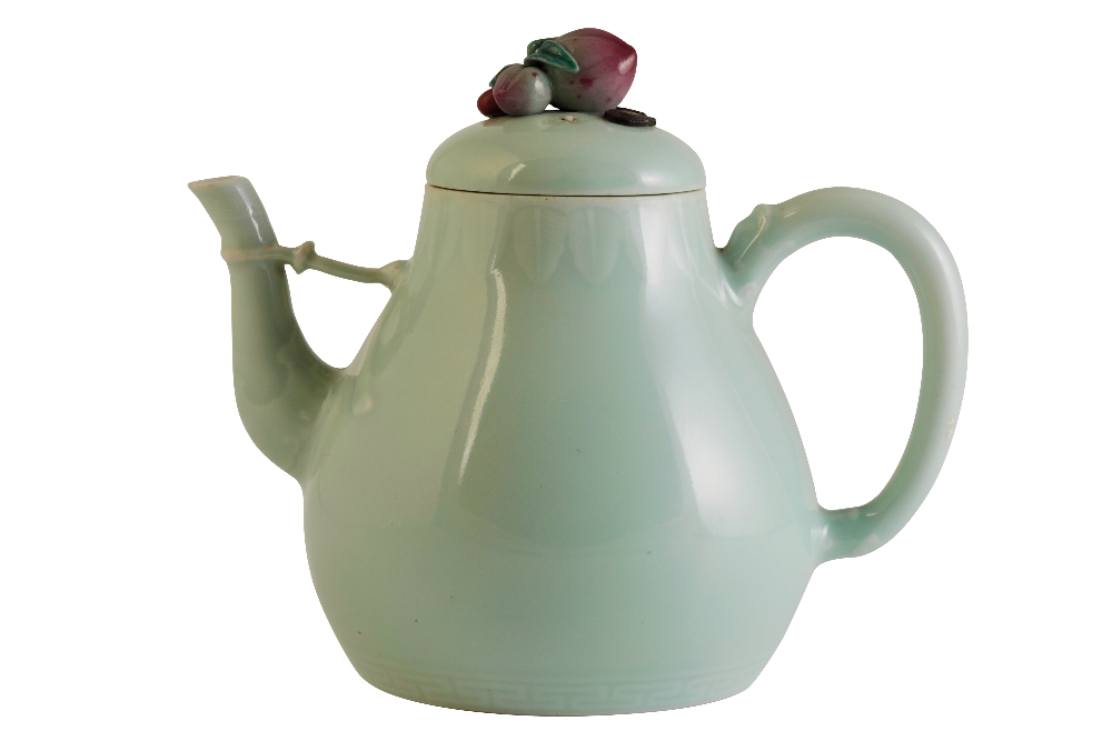 Qianlong celadon-glaze teapot