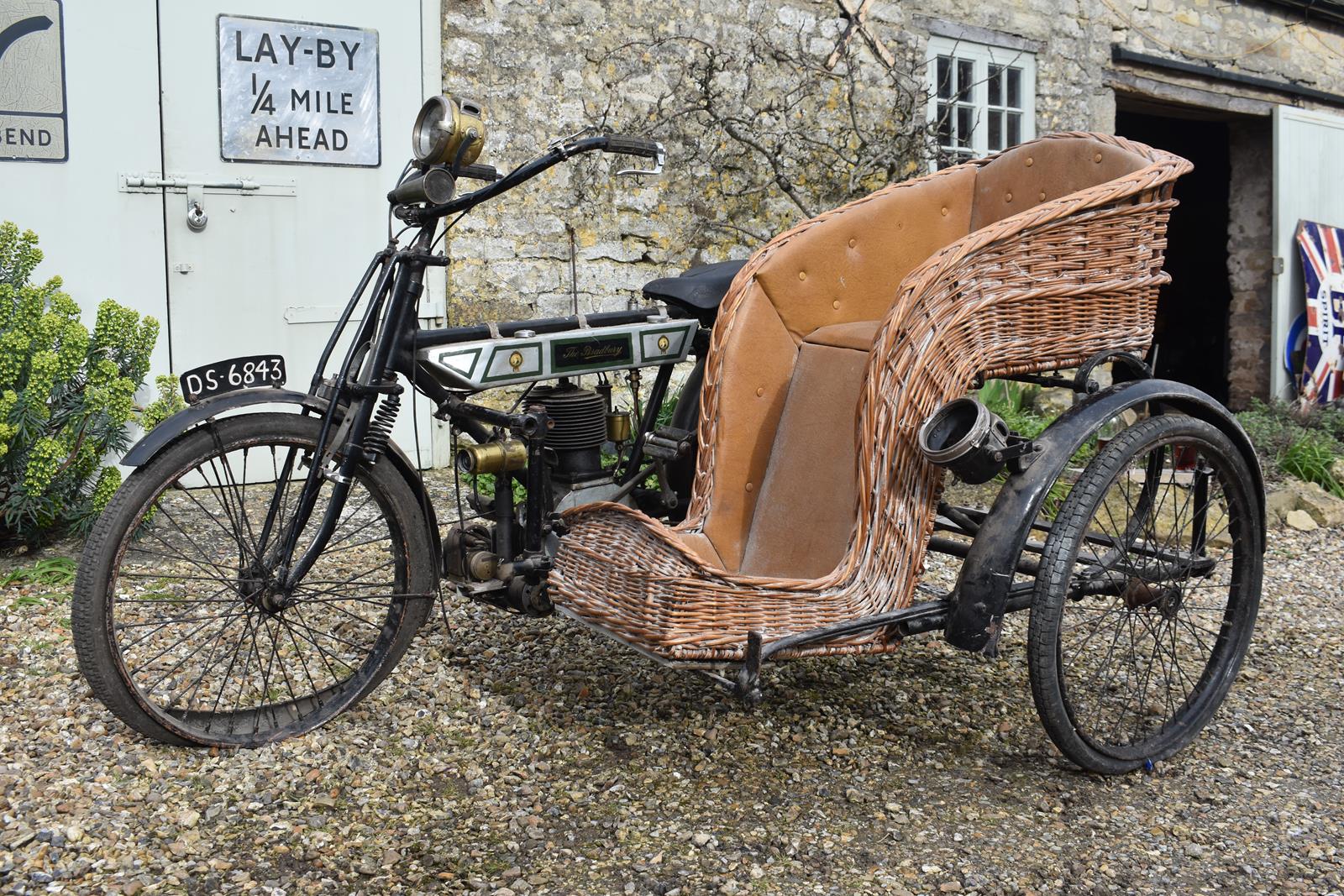 A 1911 Bradbury de-luxe motorcycle