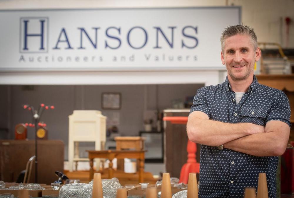 Hansons valuer Adam Staples