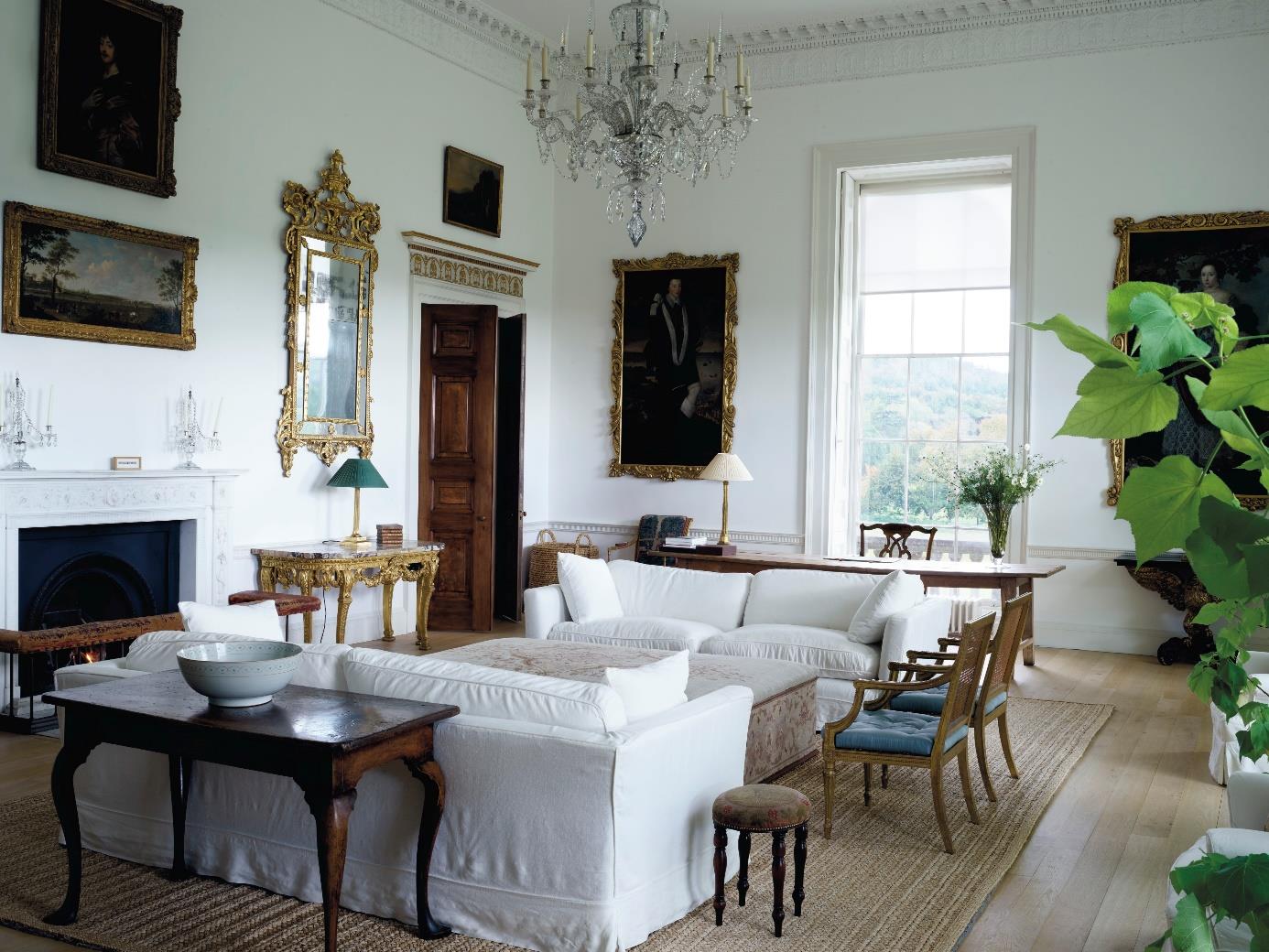 Jasper Conran's home New Wardour Castle: The White Drawing Room Photo © Simon Upton