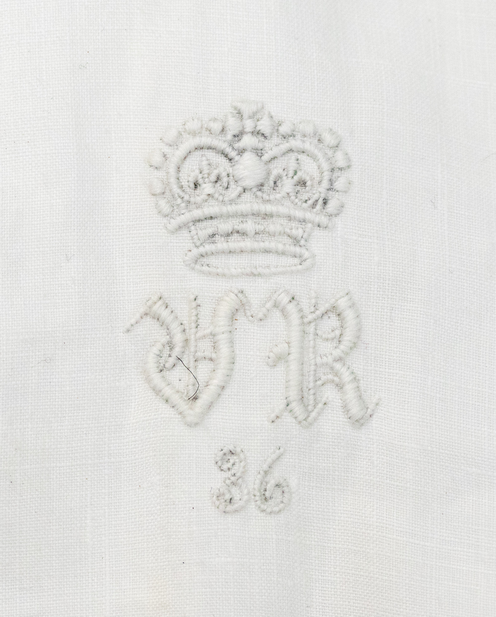 Royal mark on Queen Victoria item