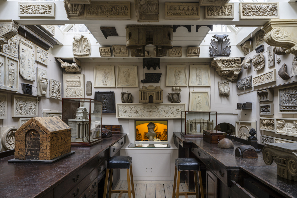 Interior of the Drawing Studio at Sir John's Museum in London