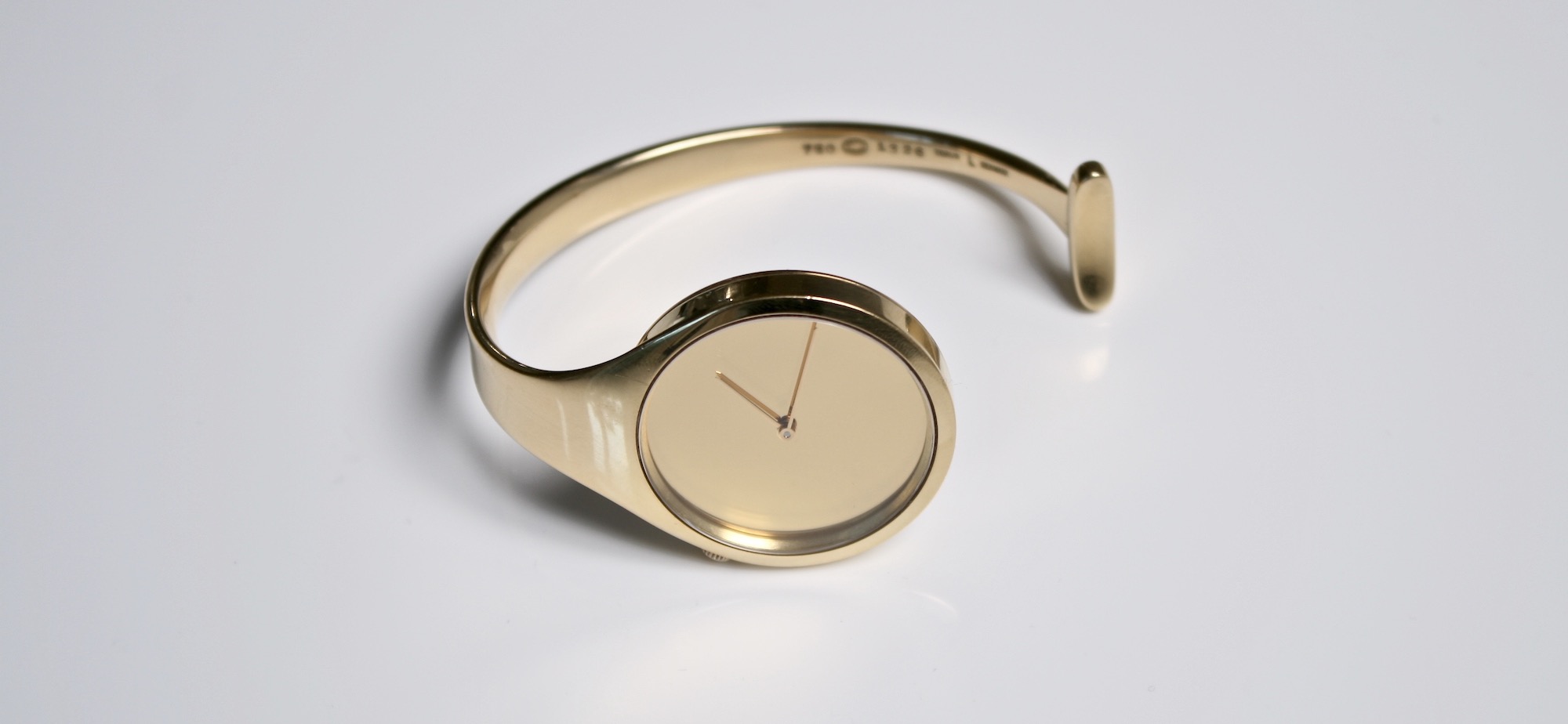 Georg Jensen solid 18k gold watch designed by Vivianna Torun Bulow-Hube