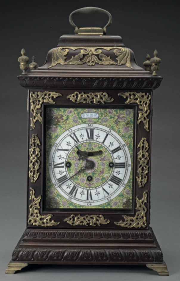 A zimingzhong clock includes a depiction of nine bats, 1736–1795