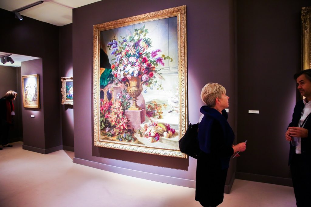 Visitors to TEFAF Fall in New York