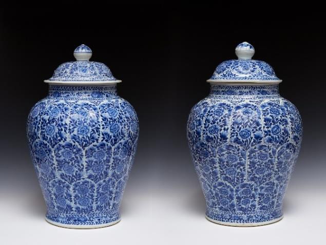 Chinese porcelain jars on display at the BADA Fair