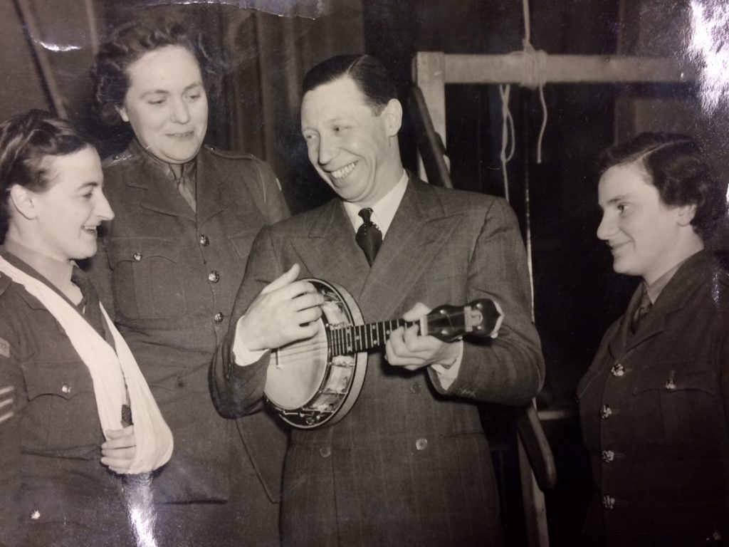 George Formby Ukulele in action