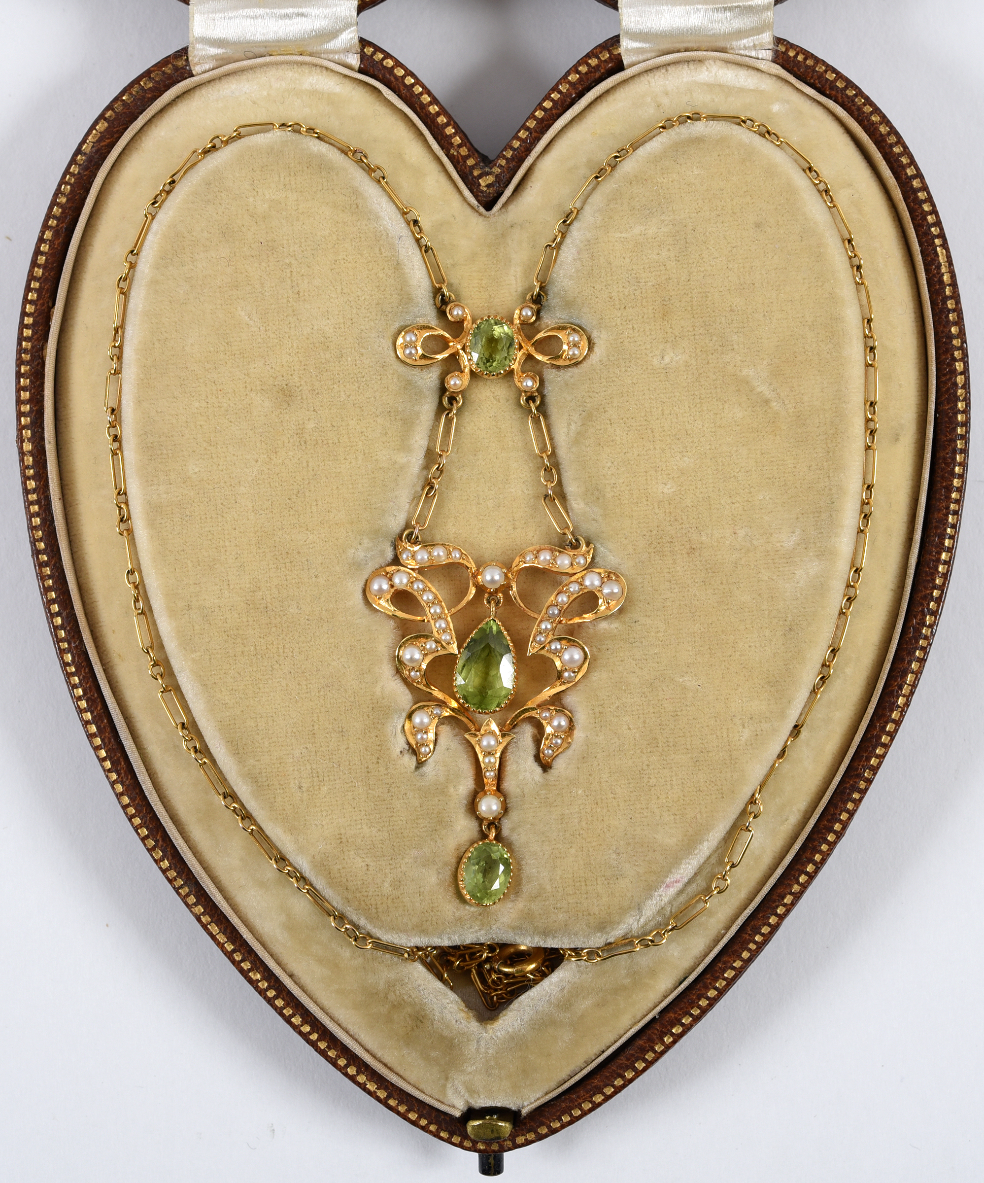 Antique Edwardian heart shape necklace